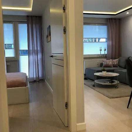 Blizej Morza Sorrento Z Garazem 科沃布热格